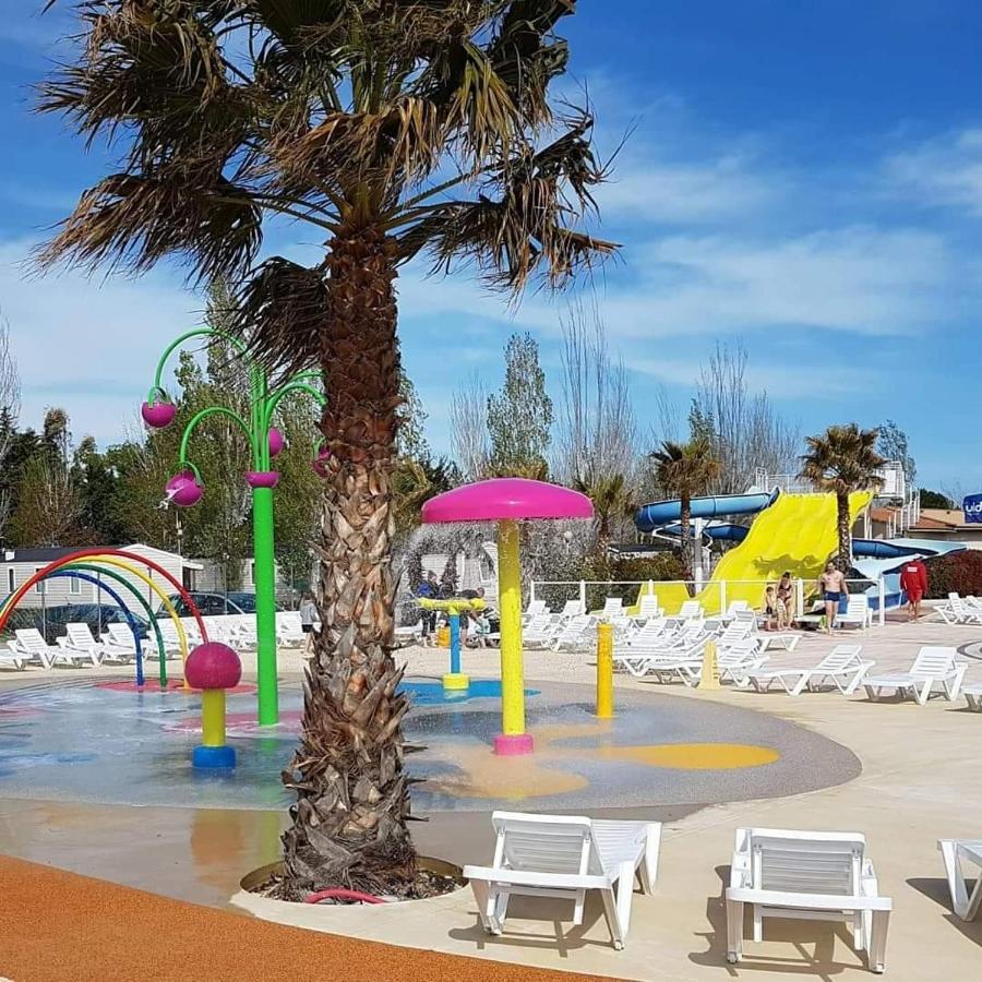 Mobilhome La Carabasse Vias Εξωτερικό φωτογραφία